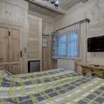 Goscinne Swiatlomir Oda ve Kahvaltı 3*