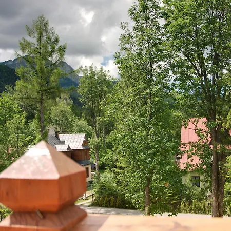 Goscinne Swiatlomir Bed & Breakfast 3*