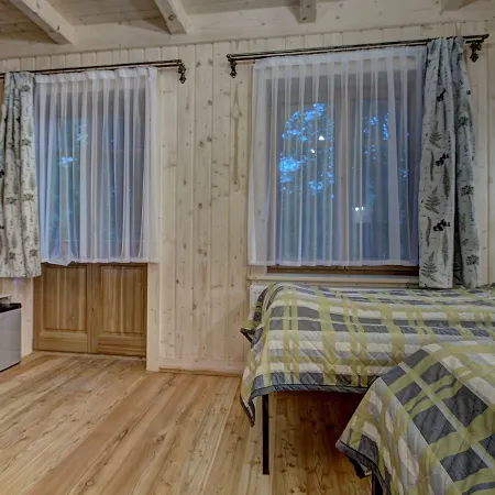 Goscinne Swiatlomir Bed & Breakfast