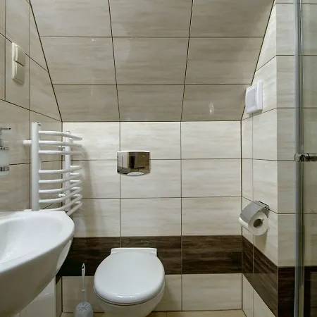 Goscinne Swiatlomir Alojamento de Acomodação e Pequeno-almoço 3*