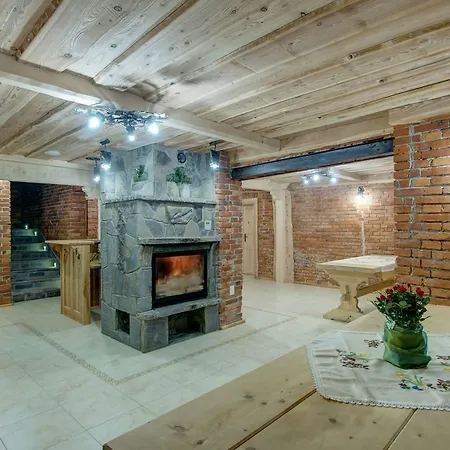 Goscinne Swiatlomir Bed & Breakfast 3*