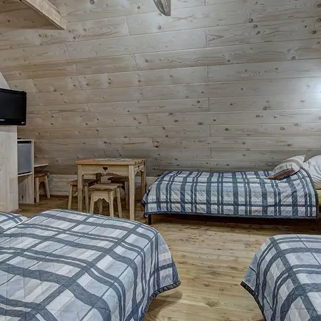Bed & Breakfast Goscinne Swiatlomir 3*