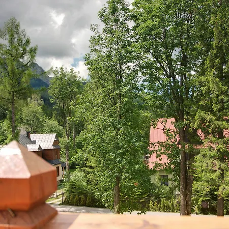 Goscinne Swiatlomir Bed & Breakfast