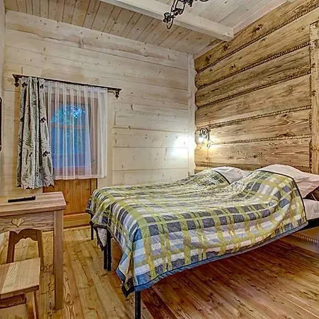 Goscinne Swiatlomir Bed & Breakfast